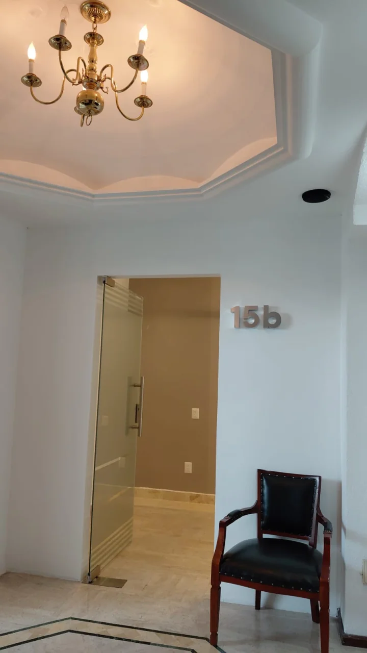 RENTA CONSULTORIO EN HOSPITAL TERRANOVA - Local Comercial en México - Foto 1