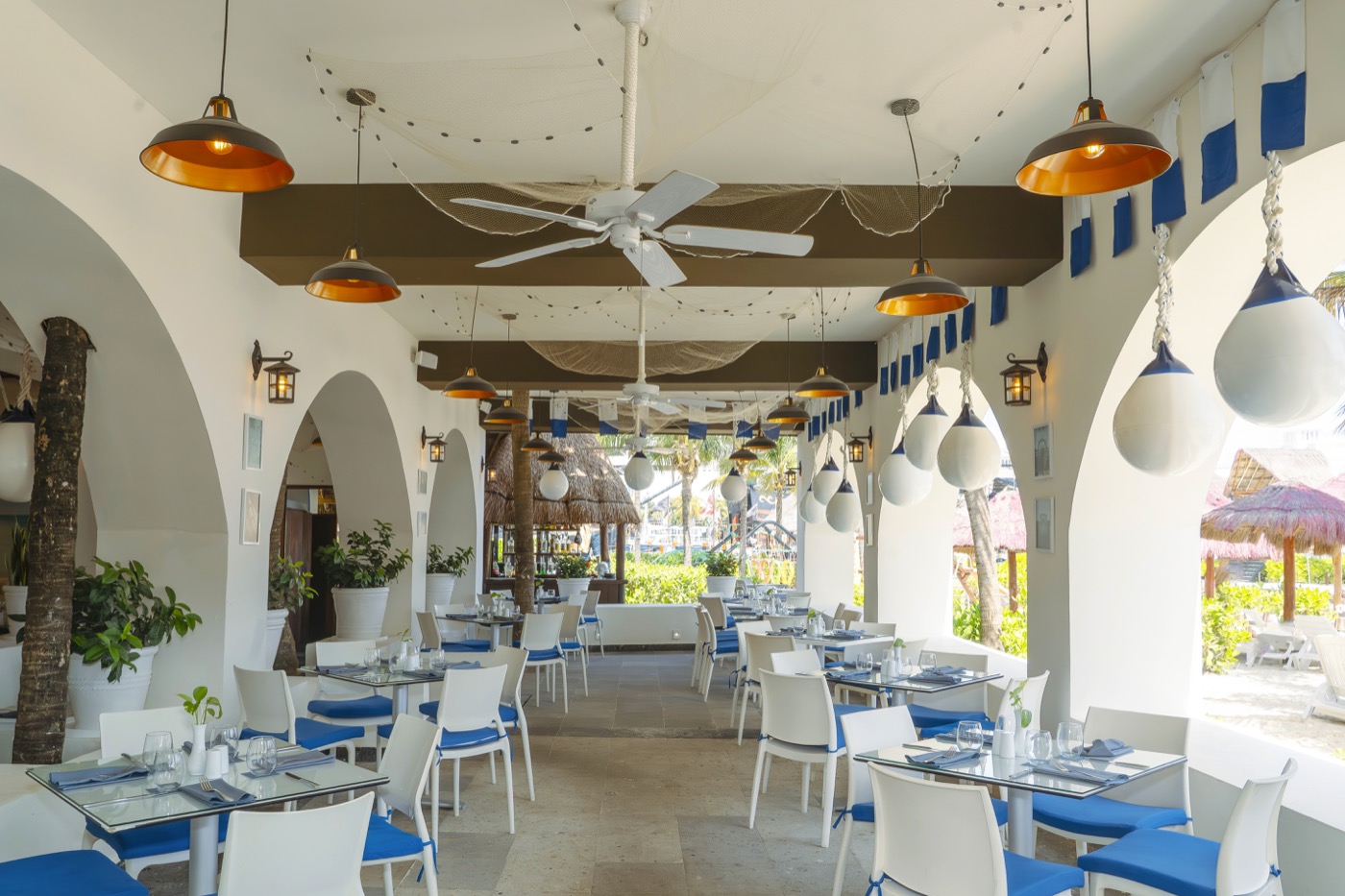 Restaurantes y Bares del Hotel Grand Oasis Palm