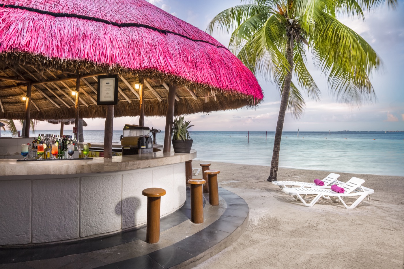 Restaurantes y Bares del Hotel Grand Oasis Palm