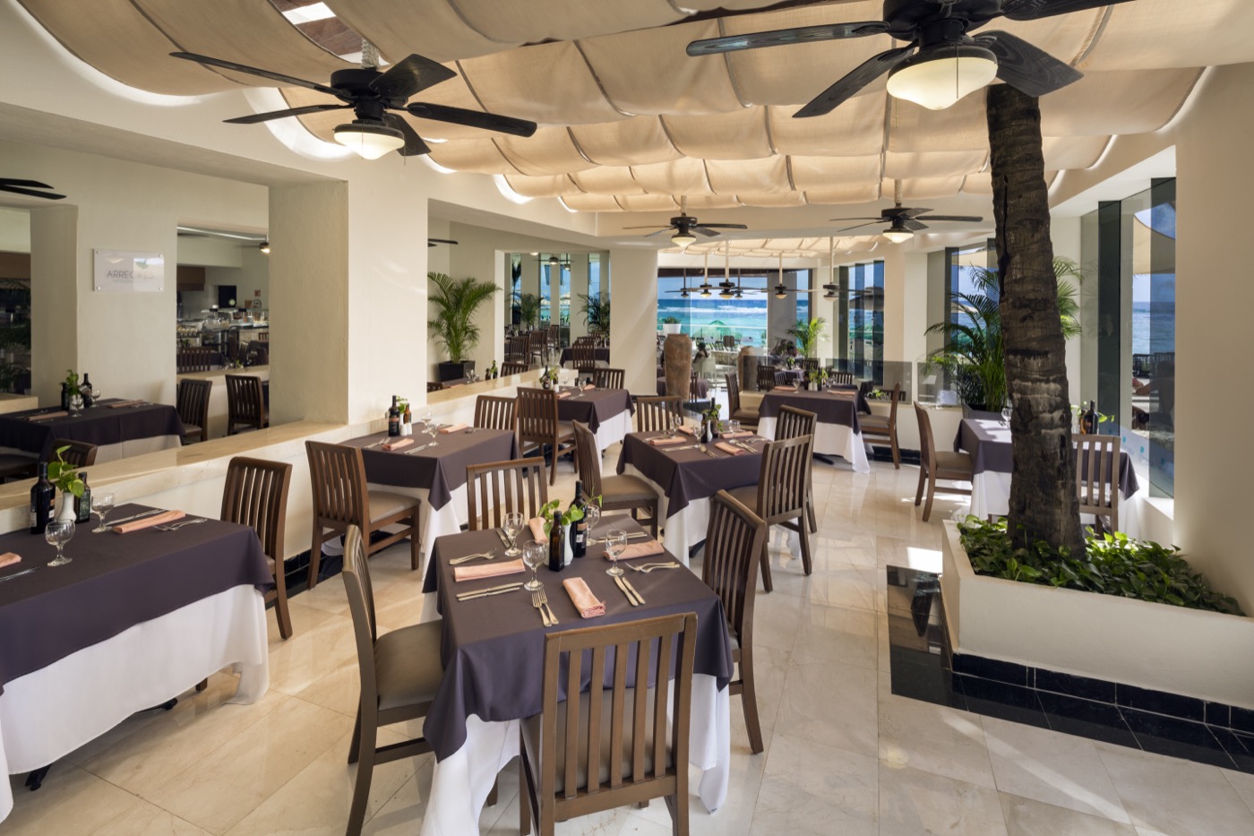 Bars & Restaurants of Grand Oasis Tulum Riviera Hotel